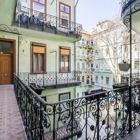 Apartment Downtown Budapest Ferenc 42 ภายนอก รูปภาพ