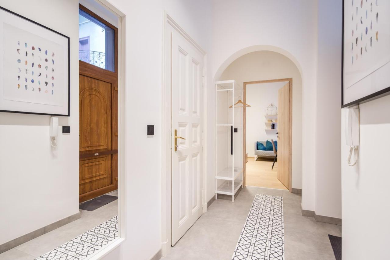 Apartment Downtown Budapest Ferenc 42 ภายนอก รูปภาพ